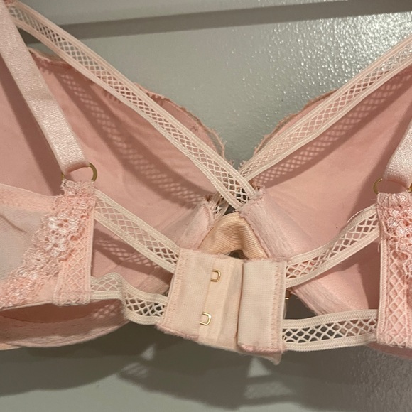 NWOT - Victoria’s Secret Pink Push Up Bra Size 34D - Picture 8 of 11